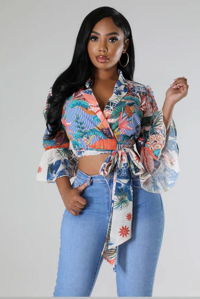 Women’s Boho Floral Print Tie Front Bell Sleeve V-Neck Crop Blouse