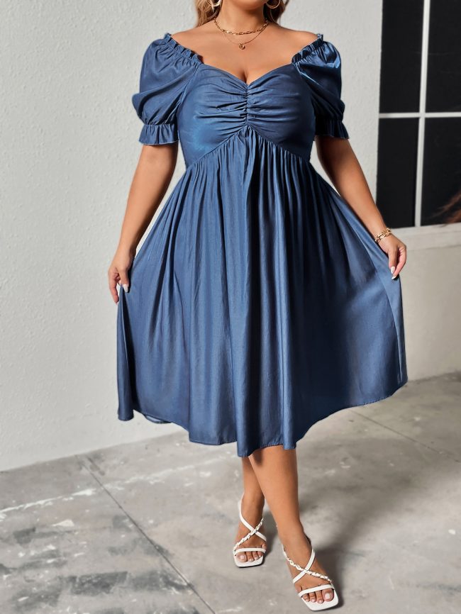 Plus Size Sweetheart Neck Ruched Dress – Cinched Slimming Square Style